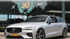 Gebruikt 2020 Volvo V60 R-Design Stationwagen | € 31.950 (Eerlijke prijs)