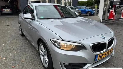 Grijs Gebruikt 2014 BMW 220 Coupé | € 14.950 (Eerlijke prijs)