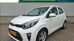 Wit Gebruikt 2023 Kia Picanto Comfort Hatchback | € 14.895 (Eerlijke prijs)