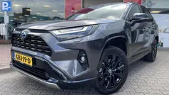 Grijs Gebruikt 2023 Toyota RAV4 Style SUV | € 42.400 (Eerlijke prijs)