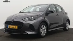 Grijs metallic Gebruikt 2024 Mazda 2 Center-Line Hatchback | € 24.945 (Eerlijke prijs)