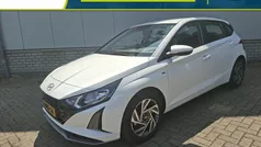 Wit Gebruikt 2024 Hyundai i20 Comfort Hatchback | € 20.695 (Eerlijke prijs)