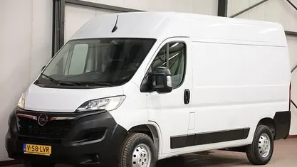 Occasion Opel Movano 140 PK (102 kW) 2023 Wit Van