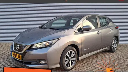 Grijs Gebruikt 2020 Nissan Leaf Acenta Hatchback | € 11.495 (Eerlijke prijs)