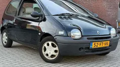Zwart Gebruikt 2000 Renault Twingo Initiale Hatchback | € 595 (Eerlijke prijs)