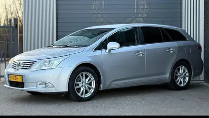 Grijs (metallic) Gebruikt 2011 Toyota Avensis Business Edition Stationwagen | € 4.950 (Goede deal)