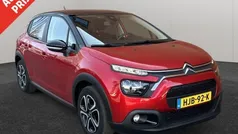 Rood, metallic lak Gebruikt 2021 Citroën C3 Feel Hatchback | € 15.990 (Eerlijke prijs)