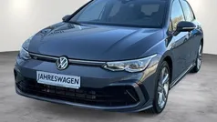 Grijs Gebruikt 2022 VW Golf VIII R-line Sedan | € 34.352 (Eerlijke prijs)