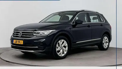 Zwart Occasion 2022 VW Tiguan Business+ SUV | € 32.799 (Goede deal)