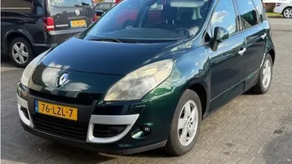 Groen Gebruikt 2010 Renault Scénic III Dynamique MPV | € 4.850 (Eerlijke prijs)