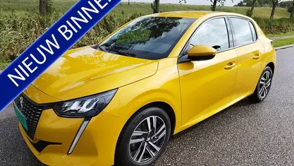 Occasion Peugeot 208 Allure 101 PK (74 kW) 2021 Hatchback