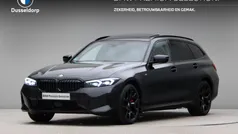 Zwart Gebruikt 2025 BMW 330e M Sport Stationwagen | € 62.950 (Eerlijke prijs)