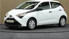 Wit Gebruikt 2019 Toyota Aygo Hatchback | € 8.950 (Eerlijke prijs)