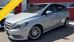 Grijs, metallic lak Gebruikt 2012 Mercedes B180 Ambition MPV | € 12.888 (Eerlijke prijs)