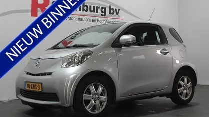 Occasion Toyota iQ Comfort 68 PK (50 kW) 2009 Grijs Hatchback