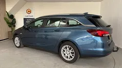 Blauw Gebruikt 2017 Opel Astra Edition Stationwagen | € 6.950 (Goede deal)