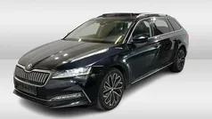 Blauw Gebruikt 2020 Skoda Superb LAURIN & KLEMENT Stationwagen | € 28.950 (Eerlijke prijs)