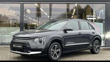 Grijs Occasion 2024 Kia Niro SUV | € 29.745 (Goede deal)
