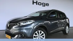 Grijs, metallic lak Gebruikt 2017 Renault Kadjar Intens SUV | € 13.940 (Eerlijke prijs)