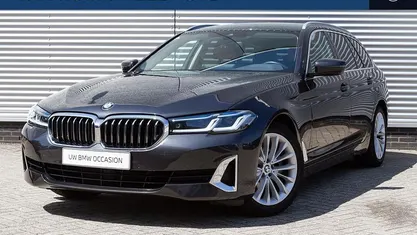 Gebruikt 2022 BMW 520 Executive Stationwagen | € 34.950 (Eerlijke prijs)