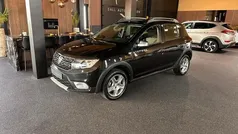 Zwart Gebruikt 2019 Dacia Sandero Stepway Hatchback | € 11.450 (Eerlijke prijs)