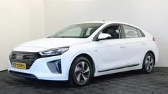 Wit Gebruikt 2016 Hyundai Ioniq Edition Sedan | € 12.999 (Eerlijke prijs)