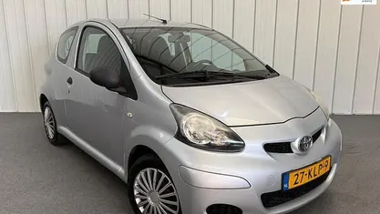 Occasion 2010 Toyota Aygo Hatchback | € 2.390 (Eerlijke prijs)