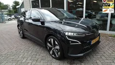 Zwart Gebruikt 2022 Renault Mégane Iconic Hatchback | € 27.950 (Eerlijke prijs)