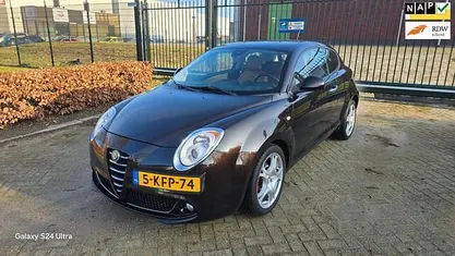 Occasion 2013 Alfa Romeo MiTo Distinctive Hatchback | € 4.999 (Eerlijke prijs)