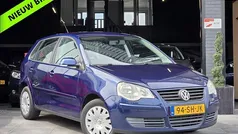 Blauw Gebruikt 2006 VW Polo Hatchback | € 3.444 (Eerlijke prijs)