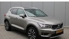 Grijs Gebruikt 2020 Volvo XC40 Inscription SUV | € 35.950 (Eerlijke prijs)