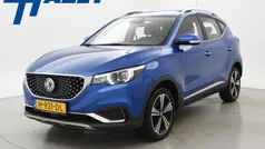 Blauw Gebruikt 2019 MG ZS Luxury Sedan | € 14.900 (Eerlijke prijs)