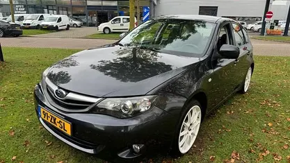 Grijs Gebruikt 2008 Subaru Impreza Hatchback | € 5.450 (Eerlijke prijs)