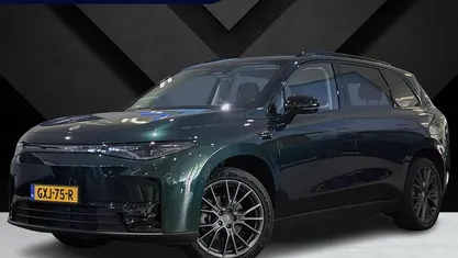 Groen, metallic lak Gebruikt 2025 Leapmotor C10 SUV | € 32.925 (Goede deal)