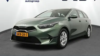 Gebruikt 2024 Kia Ceed Hatchback | € 29.450 (Eerlijke prijs)