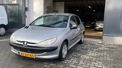 Grijs Gebruikt 1999 Peugeot 206 Hatchback | € 1.399 (Eerlijke prijs)