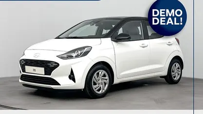 Wit Occasion 2025 Hyundai i10 Premium Hatchback | € 19.900 (Eerlijke prijs)