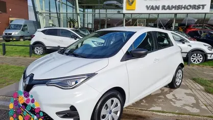 Occasion Renault Zoe Life 80 kW (109 PK) 2020 Wit, metallic lak Hatchback