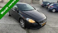 Gebruikt 2015 Volvo V40 Momentum Hatchback | € 5.999 (Goede deal)