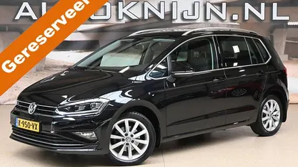 Zwart Occasion 2021 VW Golf Highline MPV | € 16.995 (Super prijs)