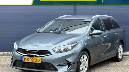 Grijs Occasion 2022 Kia Ceed Sportswagon Stationwagen | € 20.945 (Eerlijke prijs)