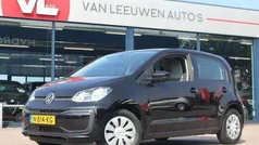 Zwart Gebruikt 2021 VW up! Hatchback | € 10.848 (Eerlijke prijs)