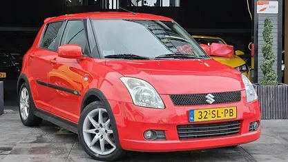 Occasion Suzuki Swift Exclusive 102 PK (75 kW) 2006 Rood Hatchback