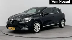 Gebruikt 2021 Renault Clio V Intens Hatchback | € 15.435 (Eerlijke prijs)