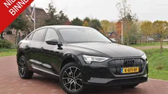 Zwart Gebruikt 2020 Audi e-tron Basis SUV | € 31.490 (Eerlijke prijs)