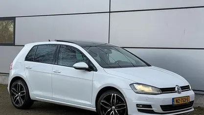 Occasion 2014 VW Golf VII Highline Hatchback | € 8.950 (Eerlijke prijs)