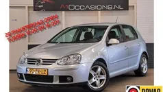 Grijs, metallic lak Gebruikt 2008 VW Golf VI Trendline Hatchback | € 5.795 (Eerlijke prijs)