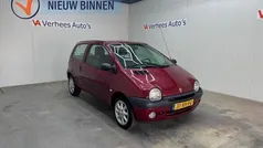 Rood Gebruikt 2007 Renault Twingo Hatchback | € 1.650 (Eerlijke prijs)