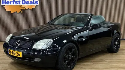 Zwart Gebruikt 1998 Mercedes SLK200 Cabriolet | € 2.945 (Eerlijke prijs)