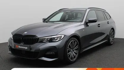 Grijs Gebruikt 2021 BMW 330 Executive Stationwagen | € 35.900 (Goede deal)